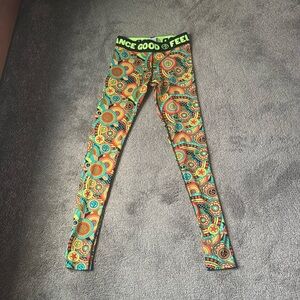 Zumba Feel Good Colorful Leggings SIZE XS